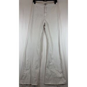 🔴 Bershka Jagger Skinny Flare Jeans - White Denim - Raw Hem - Size US 08